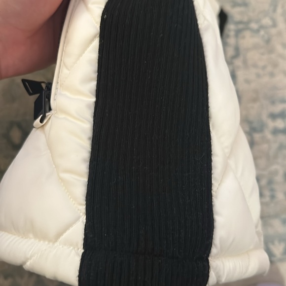 Calvin Klein vest - Picture 3 of 4